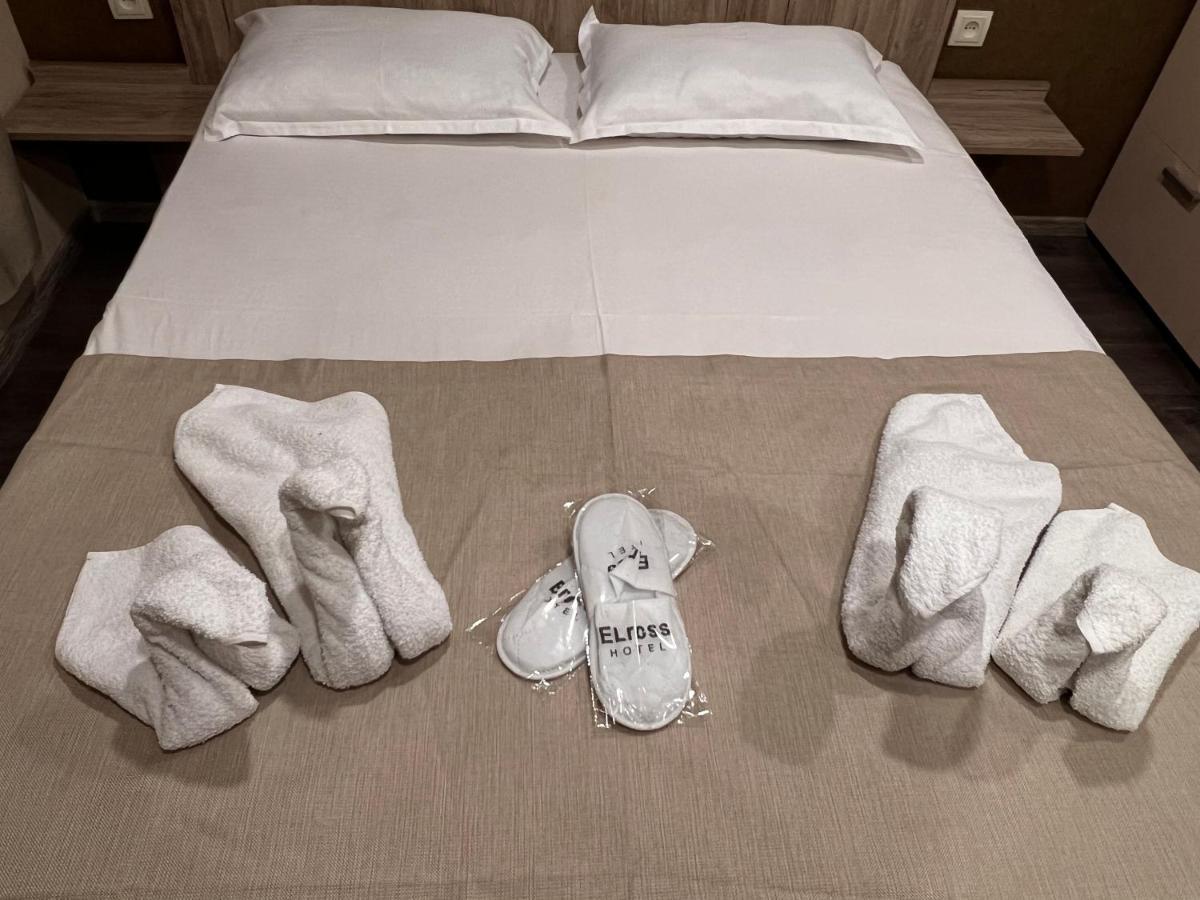 יירבאן Elross Hotel מראה חיצוני תמונה