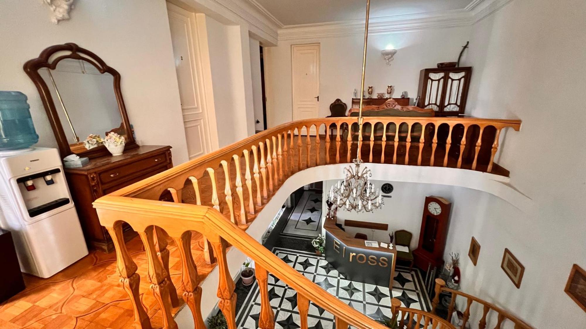 יירבאן Elross Hotel מראה חיצוני תמונה